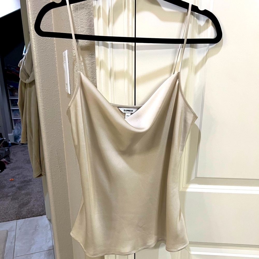 Express cami shell